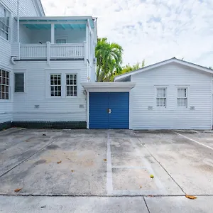 Sweet Caroline , Key West United States