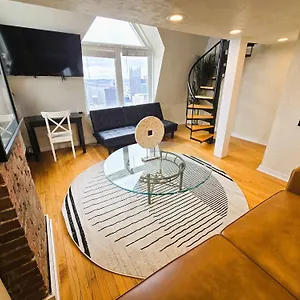 Skyline At Your Door - With A View , Pittsburgh United States